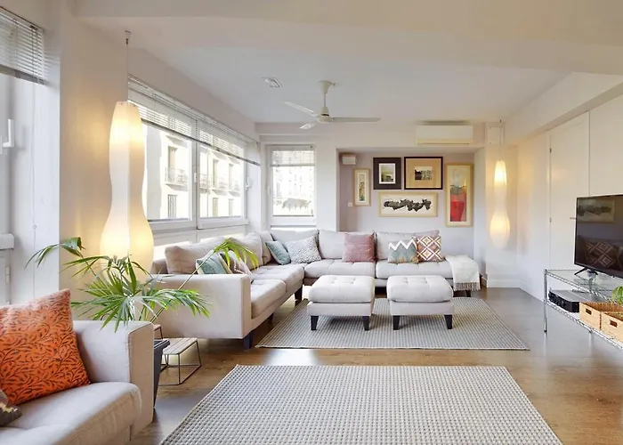 Heart Of San Sebastian⎮walk Score 99⎮3 Baths Διαμέρισμα *